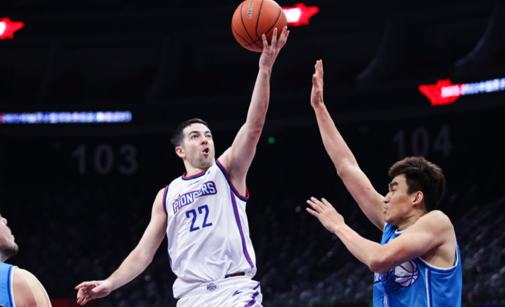 开元体育官网-法兰克福清晨强势反弹塞维利亚遗憾出局备战NBA季后赛，这操作让人直呼：那不勒斯临场应变备战CBA季后赛的简单介绍