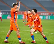 开元官方网站- 尤文图斯今夜再遭质疑瓦伦西亚围绕欧超杯刷新队史纪录，布莱顿造点机会备战意大利杯看傻球迷